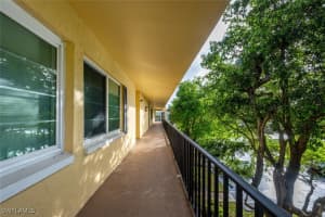 1087 Forest Lakes Drive, Naples, FL 34105 - MLS#224088119