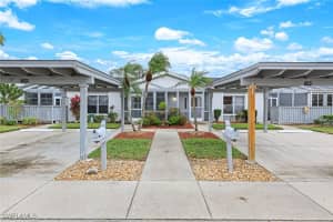 1340 Sandtrap Dr, Fort Myers
