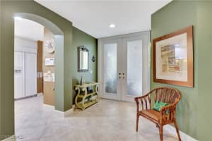 720 Waterford Drive, Naples, FL 34113 - MLS#224088274