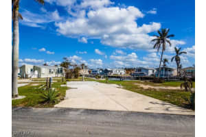 49 Doubloon Way, Fort Myers Beach, FL 33931 - MLS#224088396