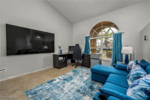 4560 Varsity Circle, Lehigh Acres, FL 33971 - MLS#224088448