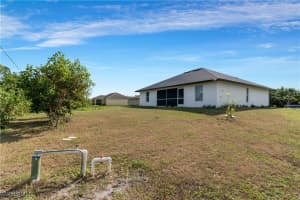 2918 12th Street, Lehigh Acres, FL 33976 - MLS#224088514