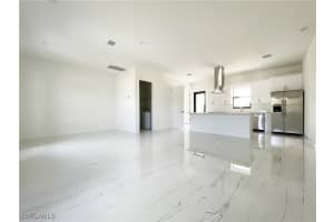 8049 Memory Circle, Labelle, FL 33935 Sold 01/13/25