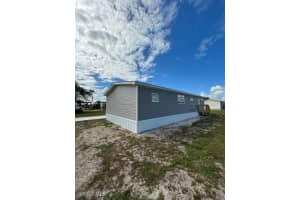 864 Yacht Club Way, Moore Haven, FL 33471 - MLS#224088666