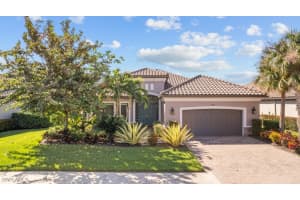 9235 Rialto Ln, Naples