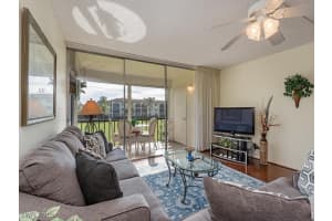 1087 Forest Lakes Drive, Naples, FL 34105 - MLS#224088718