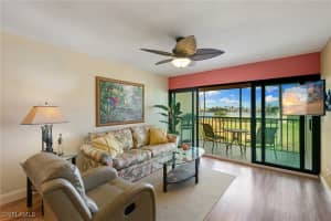 730 W Elkcam Cir 205, Marco Island