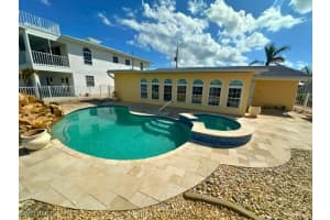 129 Albatross Street, Fort Myers Beach, FL 33931 Sold 12/30/24