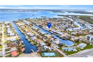 129 Albatross Street, Fort Myers Beach, FL 33931 Sold 12/30/24