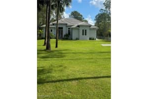 544 31st Street, Naples, FL 34117 - MLS#224088923