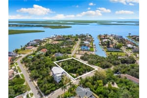 1130 Caxambas Drive, Marco Island, FL 34145 - MLS#224088939