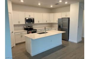13818 Hunter Oak Drive, Fort Myers, FL 33913 - MLS#224088986