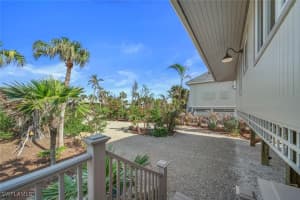 4372 Gulf Pines Drive, Sanibel, FL 33957 Sold 03/12/25