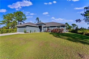 3002 40th Street, Lehigh Acres, FL 33971 - MLS#224089128