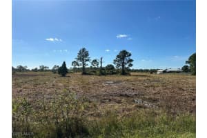 23915 Dixie Road, Labelle, FL 33935 Sold 05/14/25