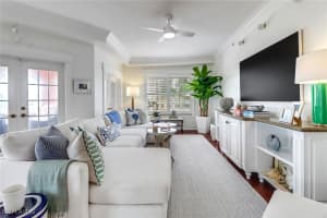 451 Bayfront Place, Naples, FL 34102 - MLS#224089196