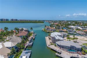 810 Elm Court, Marco Island, FL 34145 - MLS#224089324