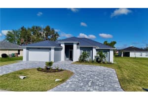 1123 10th Street, Cape Coral, FL 33909 - MLS#224089328