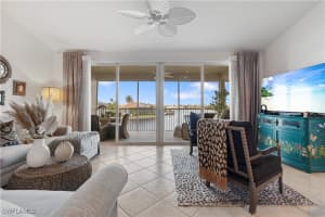 218 Waterway Court, Marco Island, FL 34145 - MLS#224089359