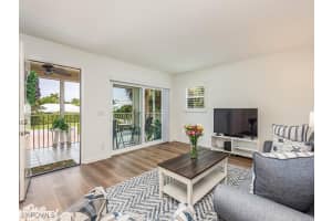 2010 Alamanda Drive, Naples, FL 34102 - MLS#224089367