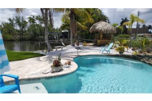 2669 Bridgeview Street, Matlacha, FL 33993 Sold 01/06/25