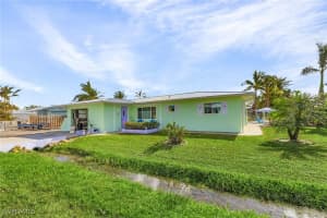 2669 Bridgeview Street, Matlacha, FL 33993 Sold 01/06/25