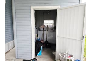 102 Poinsettia Dr Fort Myers, FL 33905 - Off Market