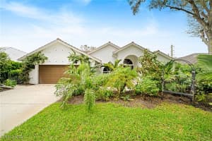8139 Las Palmas Way, Naples