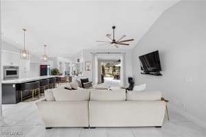 8139 Las Palmas Way, Naples, FL 34109 - MLS#224089642