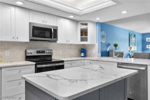 2264 Winkler Avenue, Fort Myers, FL 33901 Sold 03/06/25