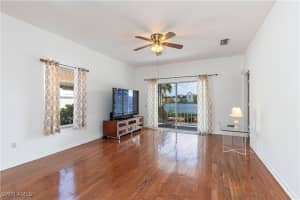 385 Leawood Circle, Naples, FL 34104 Sold 12/20/24