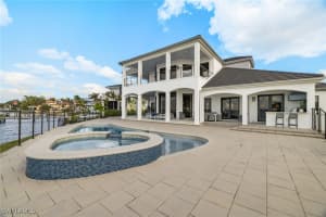 951 Aqua Lane, Fort Myers, FL 33919 Sold 01/07/25