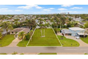 766 95TH Avenue, Naples, FL 34108 Sold 01/10/25