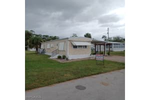 27530 Hale Drive, Bonita Springs, FL 34135 Sold 03/20/25