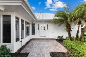 30 7th Avenue, Naples, FL 34102 Sold 06/18/25