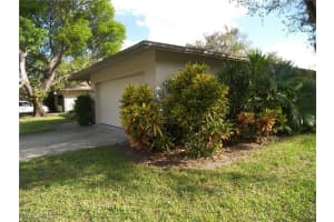 5877 Wyldewood Lakes Court, Fort Myers, FL 33919 - MLS#224090307