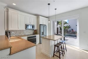 1150 6th Street, Naples, FL 34102 Sold 06/26/25