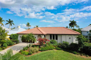 1421 Sand Castle Rd, Sanibel