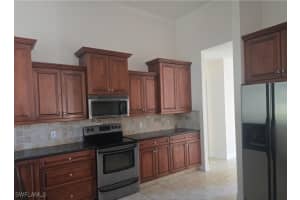 530 Inlet Drive, Marco Island, FL 34145 Sold 12/23/24