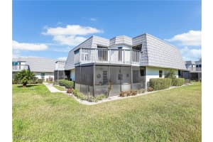 16041 Amberwood Lake Court, Fort Myers, FL 33908 - MLS#224090376