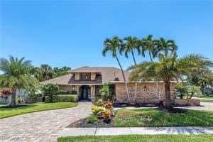 2376 Pine Woods Circle, Naples, FL 34105 Sold 04/01/25