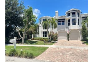 1155 4th Street, Naples, FL 34102 Sold 01/15/25