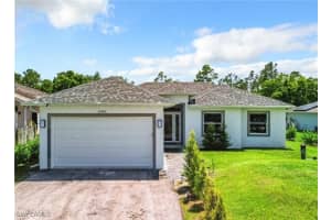 2444 62nd Ave Ne, Naples