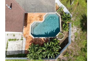 1122 Desoto Avenue, Lehigh Acres, FL 33972 Sold 02/27/25