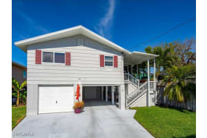 565 Coconut Avenue, Goodland, FL 34140 - MLS#224090555