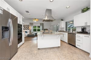 199 Edgemere Way, Naples, FL 34105 Sold 03/12/25