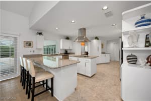 199 Edgemere Way, Naples, FL 34105 Sold 03/12/25