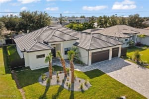 728 8th Terrace, Cape Coral, FL 33991 Sold 08/20/25