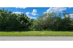6420 Arbor Avenue, Fort Myers, FL 33905 Sold 12/20/24