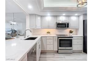 2810 Estero Boulevard, Fort Myers Beach, FL 33931 Sold 04/22/25
